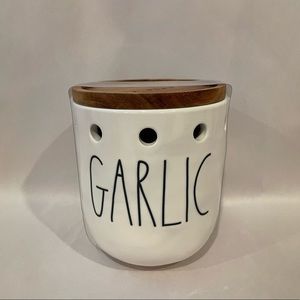 Rae Dunn GARLIC holder / cellar 🇺🇸 release BRAND NEW & HTF 🧄